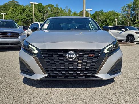Certified 2024 Nissan Altima 2.5 SR FWD image 3