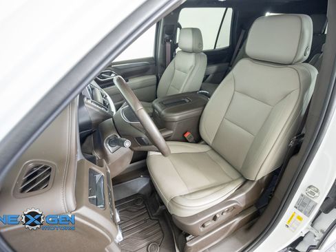 Used 2023 GMC Yukon SLT AWD/4WD image 22