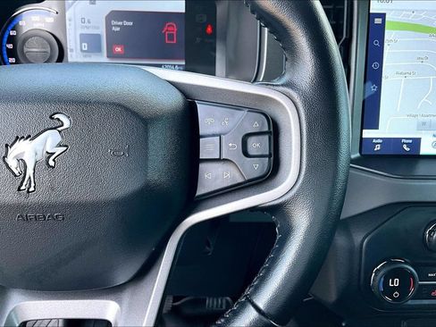 Certified 2024 Ford Bronco Black Diamond AWD/4WD image 19