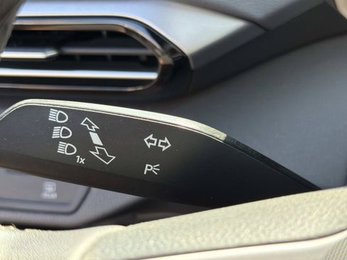 Certified 2023 Volkswagen ID.4 Pro RWD image 30