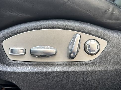 Used 2021 Porsche Macan AWD/4WD image 11