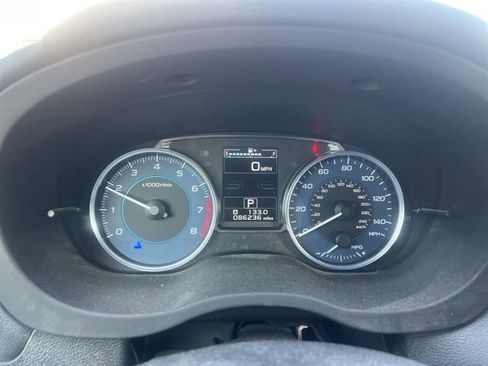 Used 2016 Subaru Crosstrek 2.0i Premium image 10