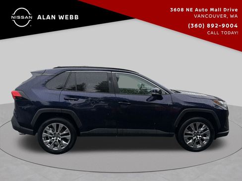 Used 2022 Toyota RAV4 XLE Premium AWD/4WD image 2