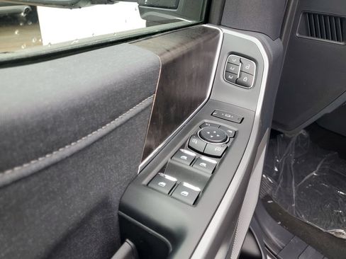 New 2026 Ford F350 Lariat w/ Black Appearance Package AWD/4WD image 17