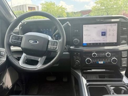 Used 2025 Ford F250 Lariat w/ Lariat Ultimate Package AWD/4WD image 19