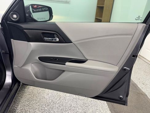 Used 2014 Honda Accord EX-L image 18