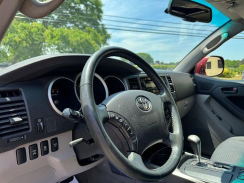 Used 2008 Toyota 4Runner Sport AWD/4WD image 20