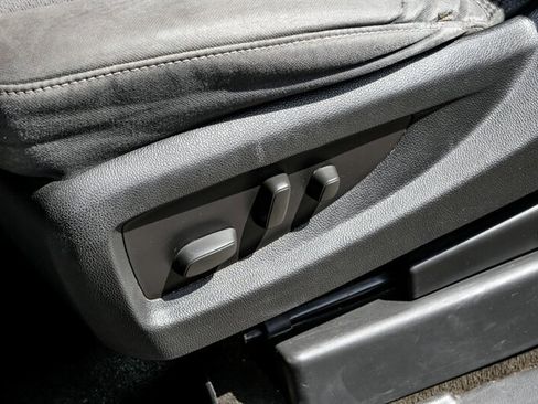 Used 2015 Chevrolet Silverado 1500 LT w/ LT Convenience Package image 25