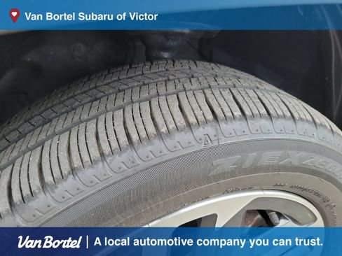 Certified 2025 Subaru Forester Limited AWD/4WD image 10