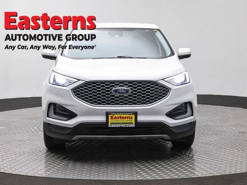 Used 2023 Ford Edge SEL AWD/4WD image 2