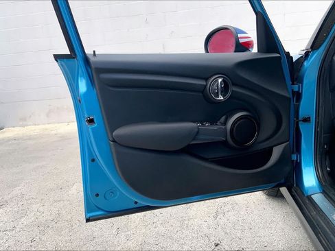 Used 2015 MINI Cooper 4-Door Hardtop FWD image 26