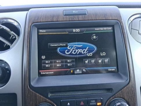 Used 2014 Ford F150 Lariat w/ Equipment Group 502A Luxury AWD/4WD image 29