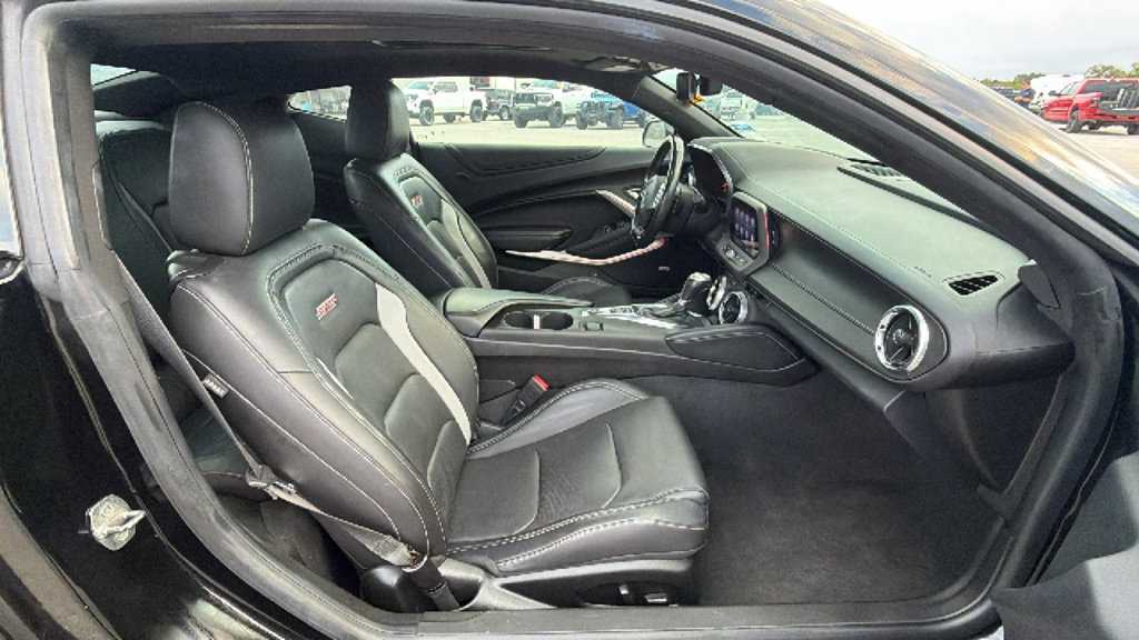 Used 2023 Chevrolet Camaro SS RWD image 29