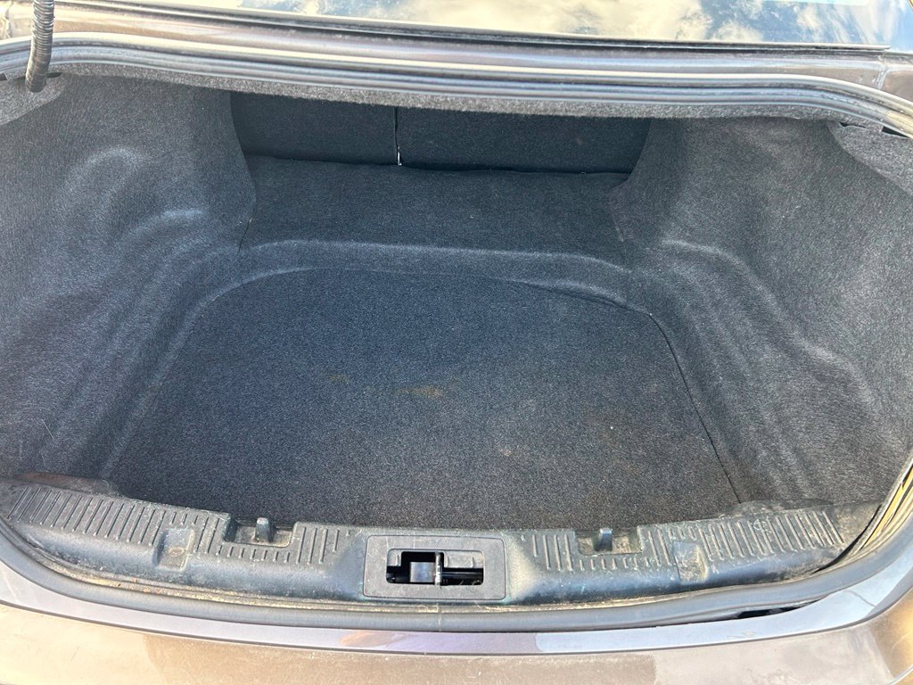Used 2016 Ford Taurus SEL FWD image 20