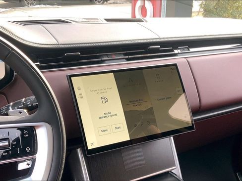 New 2026 Land Rover Range Rover Autobiography AWD/4WD image 6