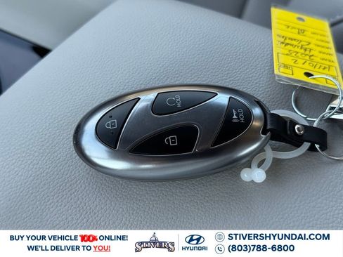 Certified 2025 Hyundai Elantra Limited w/ Cargo Package image 42