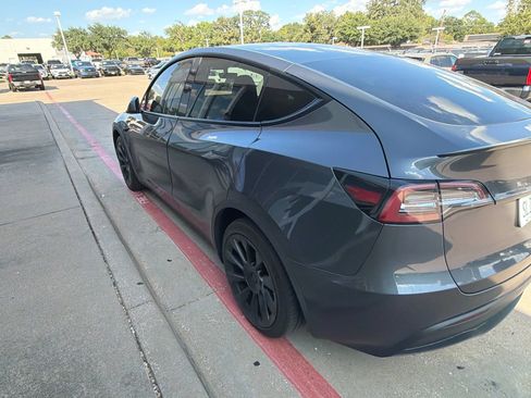 Used 2020 Tesla Model Y Long Range AWD/4WD image 5