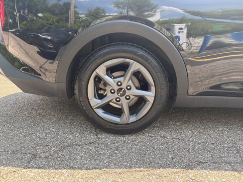 Used 2025 Kia K4 FWD image 25