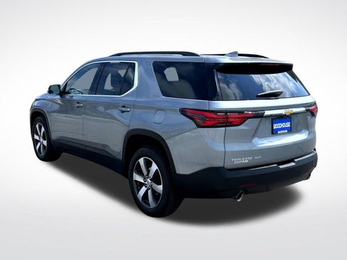 Certified 2023 Chevrolet Traverse LT w/ LT Premium Package AWD/4WD image 8