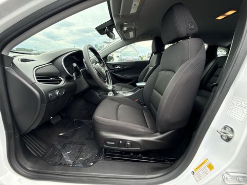 Used 2024 Chevrolet Malibu LT FWD image 13