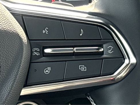 New 2026 Chevrolet Traverse LT w/ LPO, Floor Liner Package image 19