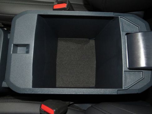 New 2024 Ford Maverick Lariat w/ Black Appearance Package image 17