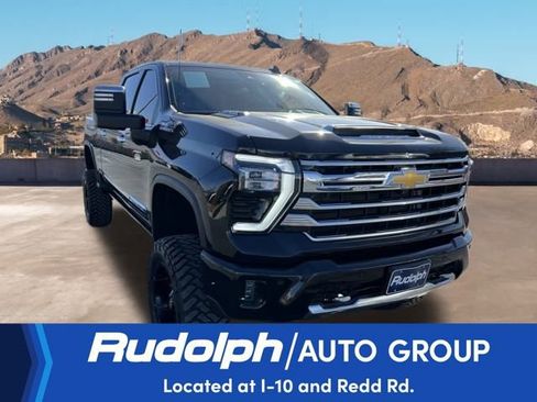 Used 2024 Chevrolet Silverado 2500 High Country w/ High Country Premium Package image 7