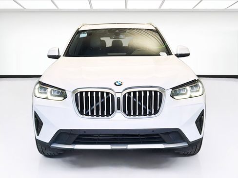 Used 2024 BMW X3 sDrive30i w/ Convenience Package RWD image 2