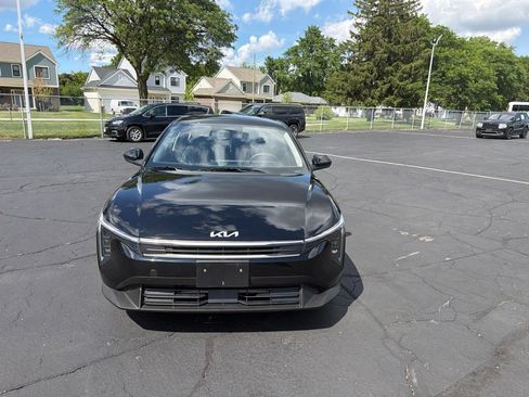 Used 2026 Kia K4 FWD image 3