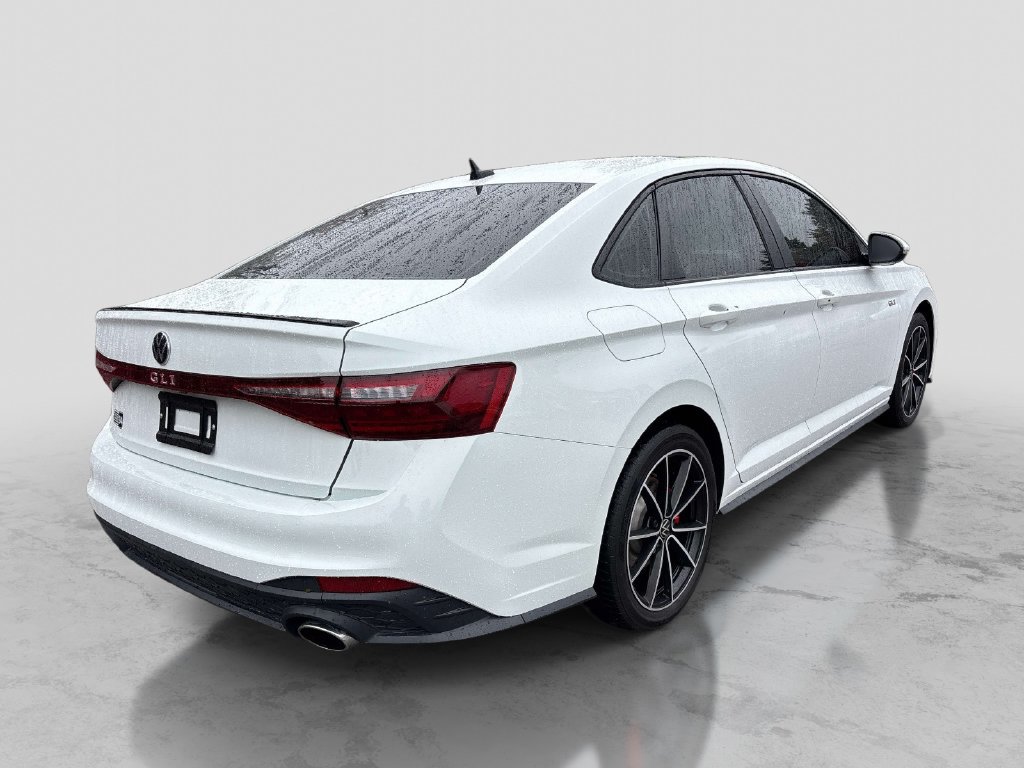 Used 2025 Volkswagen Jetta GLI Autobahn FWD image 5