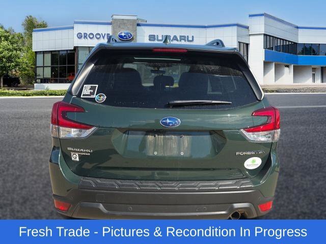 Used 2023 Subaru Forester Limited AWD/4WD image 5