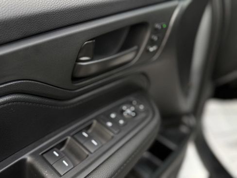 Certified 2026 Honda Odyssey EX-L image 15
