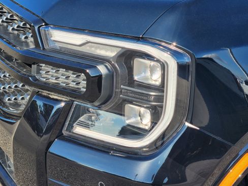 New 2025 Ford Ranger Lariat w/ FX4 Off-Road Package AWD/4WD image 13