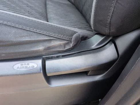 Used 2016 Toyota Tundra SR5 AWD/4WD image 17