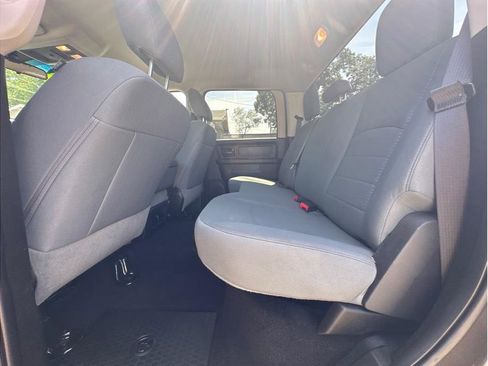 Used 2018 RAM 2500 Tradesman w/ Chrome Appearance Group AWD/4WD image 13