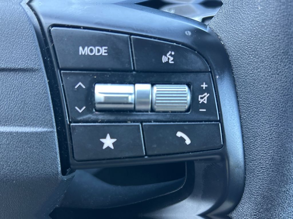 Used 2025 Kia K4 FWD image 28