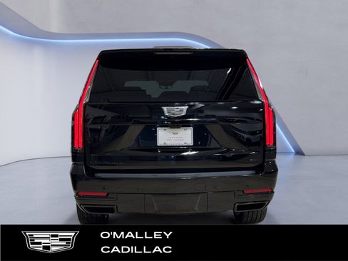 Certified 2025 Cadillac Escalade Sport Platinum w/ LPO, ONYX Package image 4