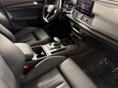 Used 2023 Audi Q5 e Premium Plus w/ Premium Plus Package image 15
