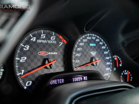Used 2002 Chevrolet Corvette Z06 w/ Memory Pkg image 16