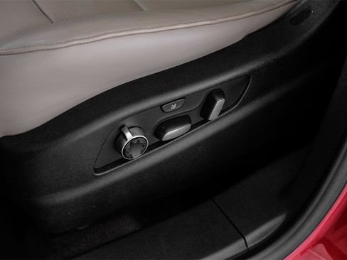 Used 2019 Cadillac XT4 Premium Luxury image 35