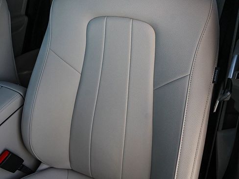 Certified 2025 Mercedes-Benz GLA 250 image 24