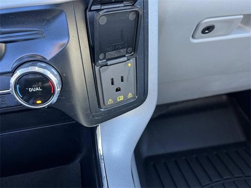 Used 2022 Ford F150 XLT w/ Equipment Group 302A High image 34