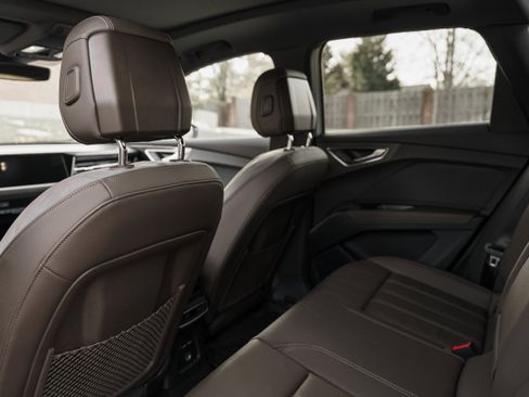 Used 2024 Audi Q4 e-tron Premium image 24