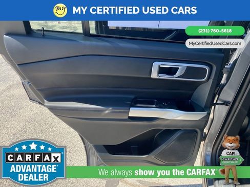 Used 2023 Ford Explorer XLT AWD/4WD image 19