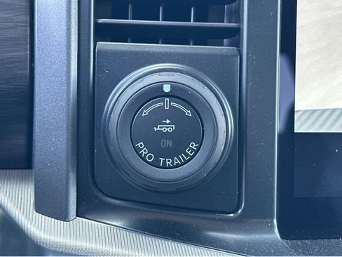 New 2025 Ford F150 Lariat w/ Equipment Group 501A Mid image 32