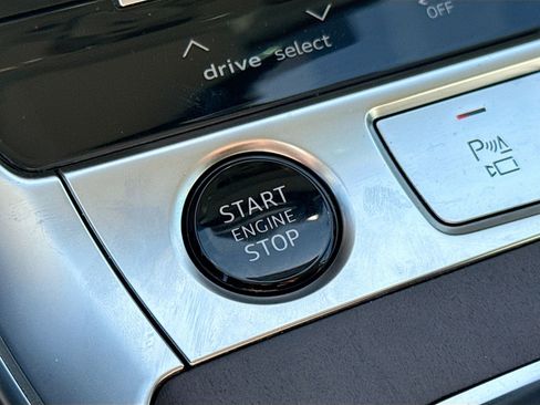 Used 2024 Audi A6 Premium Plus image 36