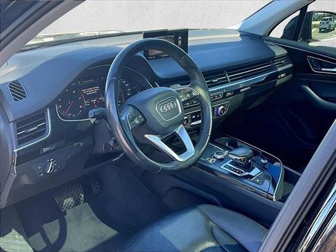 Used 2017 Audi Q7 3.0T Premium Plus w/ Premium Plus Package image 14