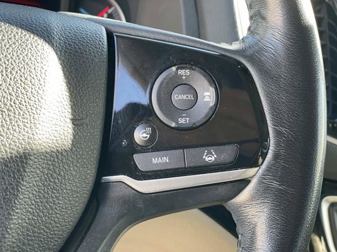 Used 2019 Honda Pilot Elite image 6