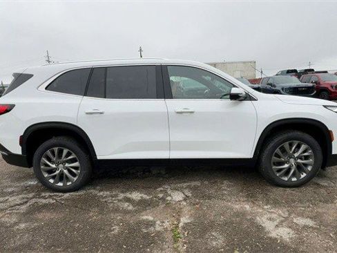 New 2026 Buick Enclave Preferred image 9