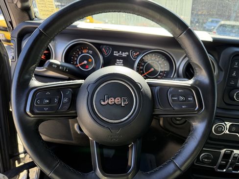 Used 2019 Jeep Wrangler Unlimited Sport S image 23